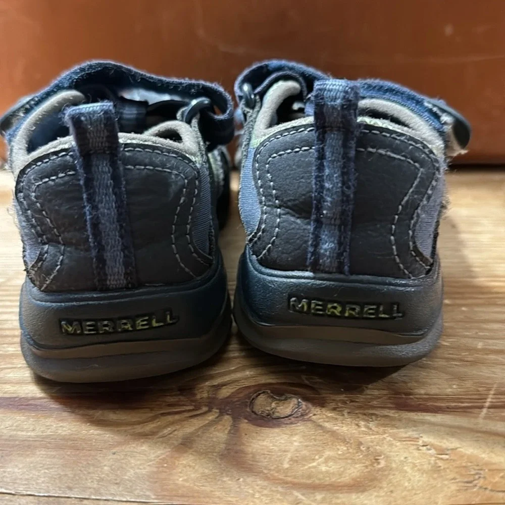 Merrell hydro sandals with leather upper size 12M blue gray Kids